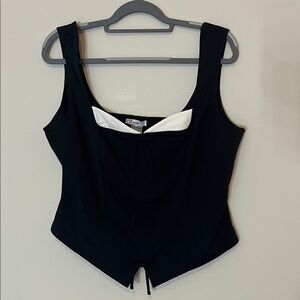 Black and White Women's Top - crop
